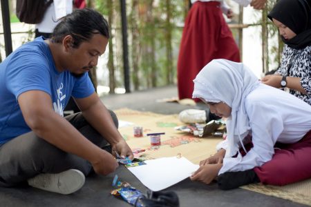 Workshop Plasticology Bersama Siswa SLB A Yaketuis