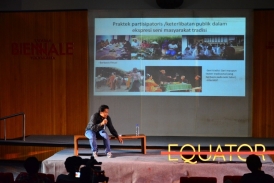 Resize_Indra Arista_Presentasi oleh Hendra Himawan, Praktek Parallel Event Biennale Jogja dan Wacana Seni Partisipatori